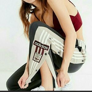 🔥NWT!!! Adidas Originals Adibreak snap pants!🔥